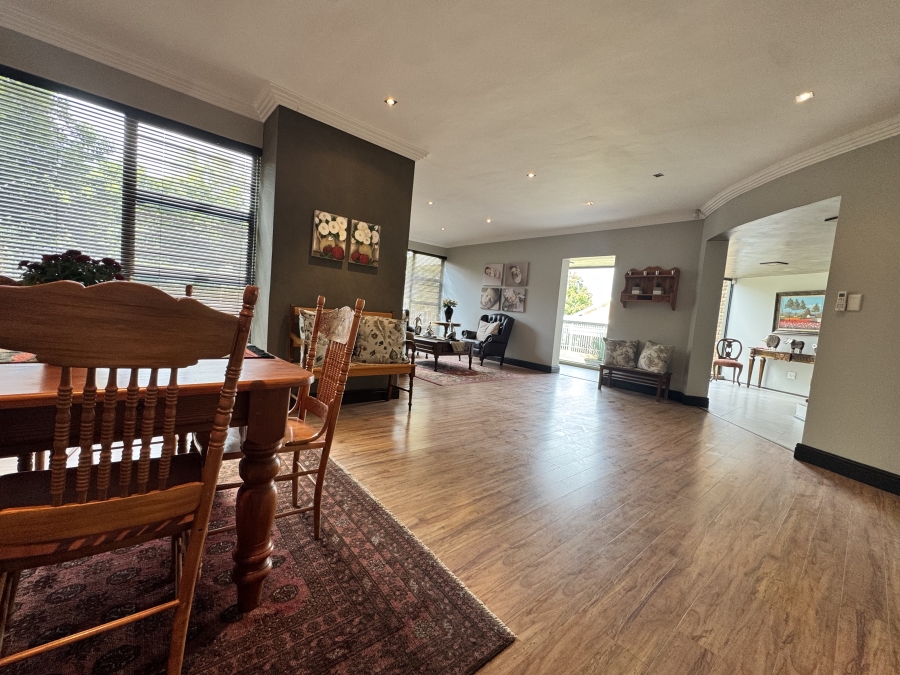 4 Bedroom Property for Sale in Wilkoppies North West